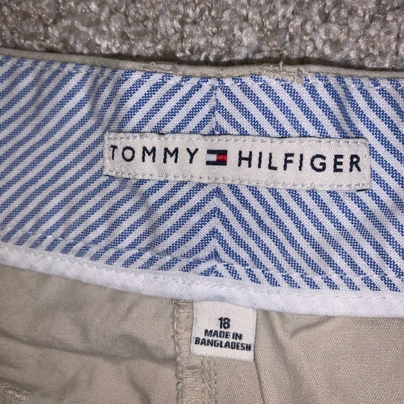 Tommy Hilfiger Tan Cargo Shorts size 18 - Picture 8 of 12
